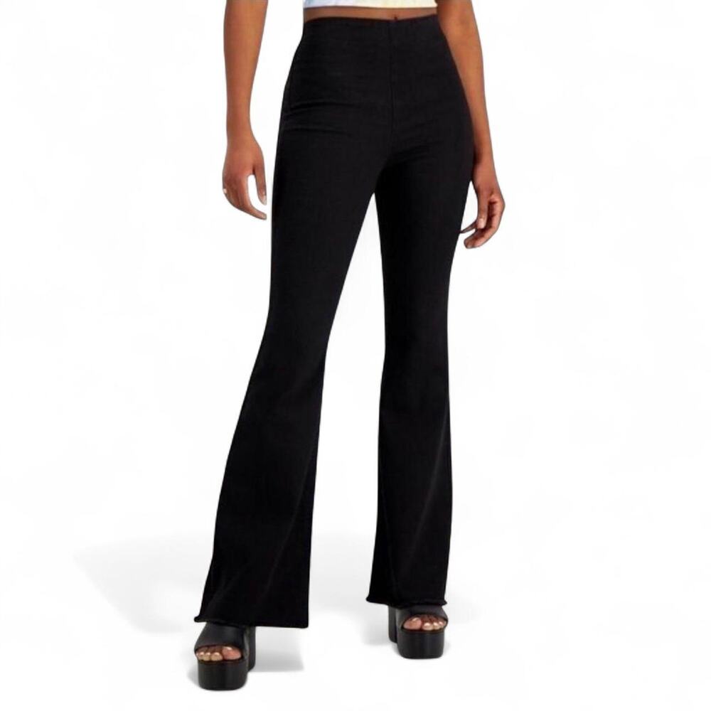 NWT Tinseltown Women’s Hi-Rise Black Denim Stretch Flare Jeans — Size 11/30